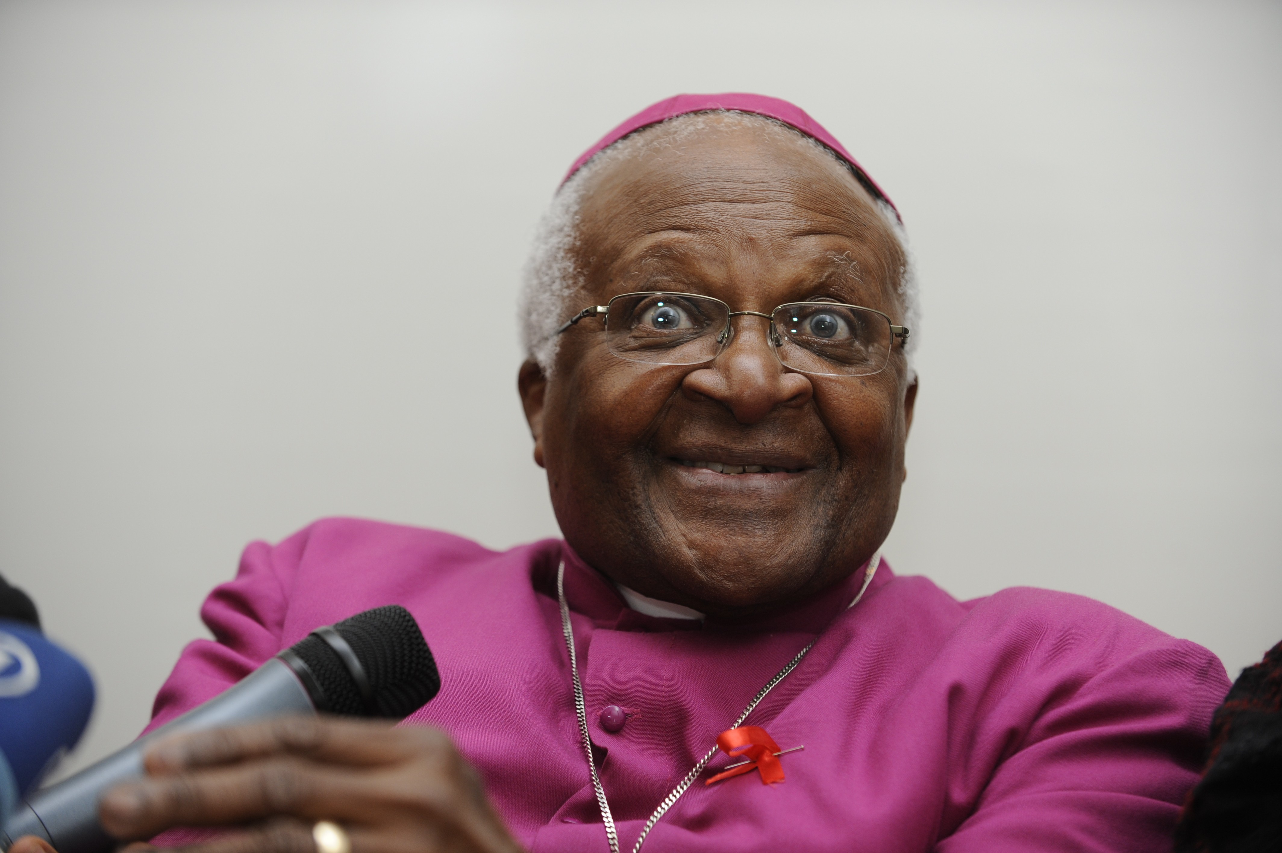 10 Remarkable Facts About Archbishop <b>Desmond Tutu</b> - Desmond-tutu