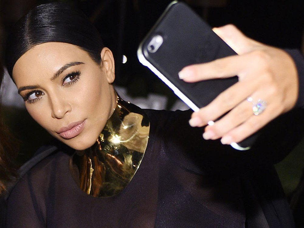 Kim Kardashian Sets New Record With 6000 Selfies In Four Days 1662