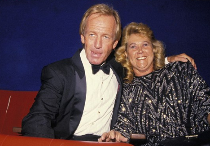 Vintage Photo Of Actor Paul Hogan With His Ex-wife Noelene Edwards Home ...