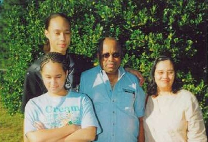 Who Are Brittney Griner S Parents Raymond And Sandra Griner