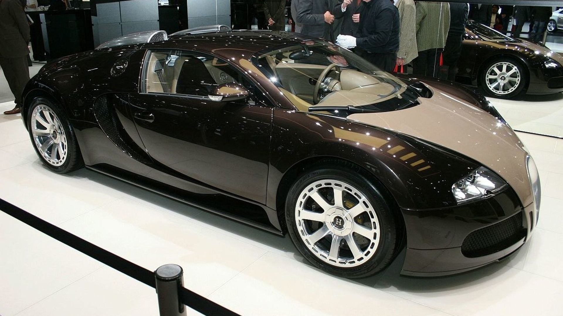 Frank Buyanga's Bugatti Veyron Fbg Par Hermes