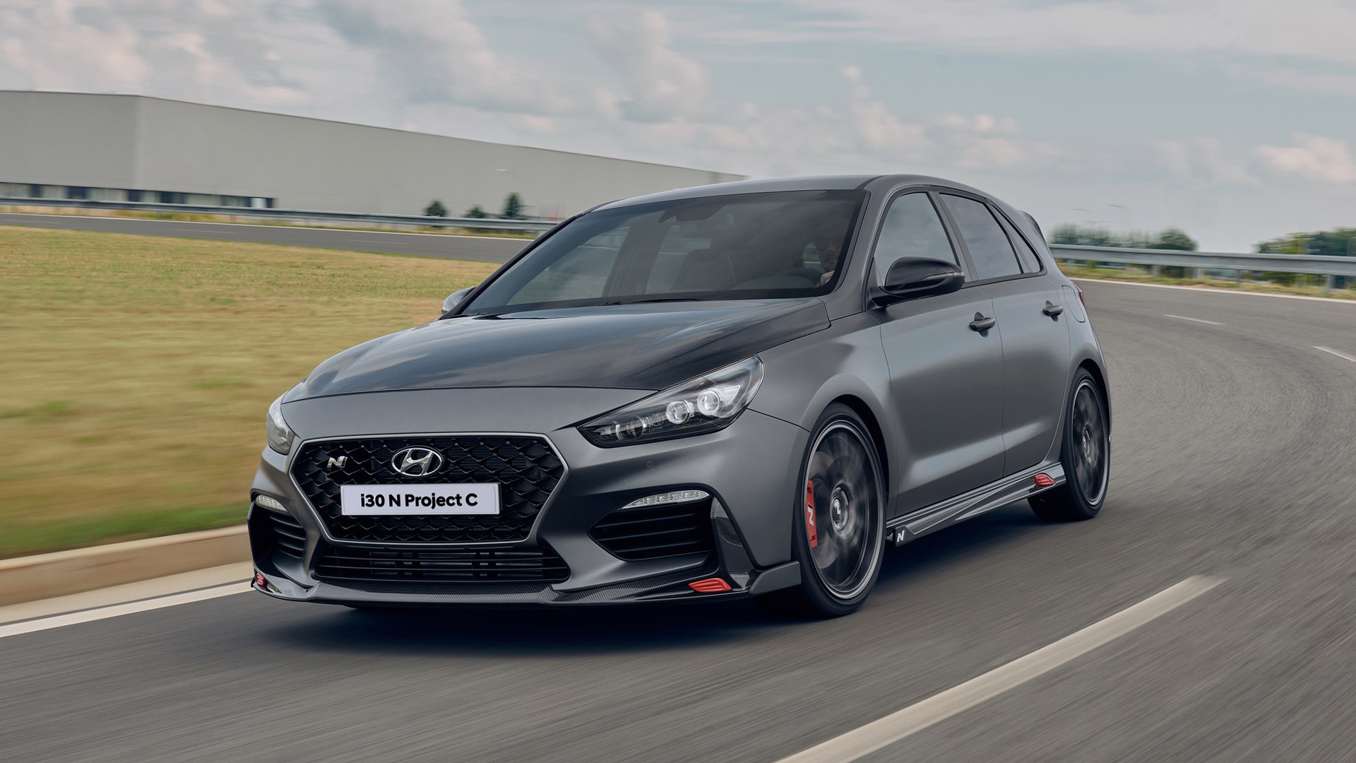 Hyundai i30 N, Oupa Manyisa