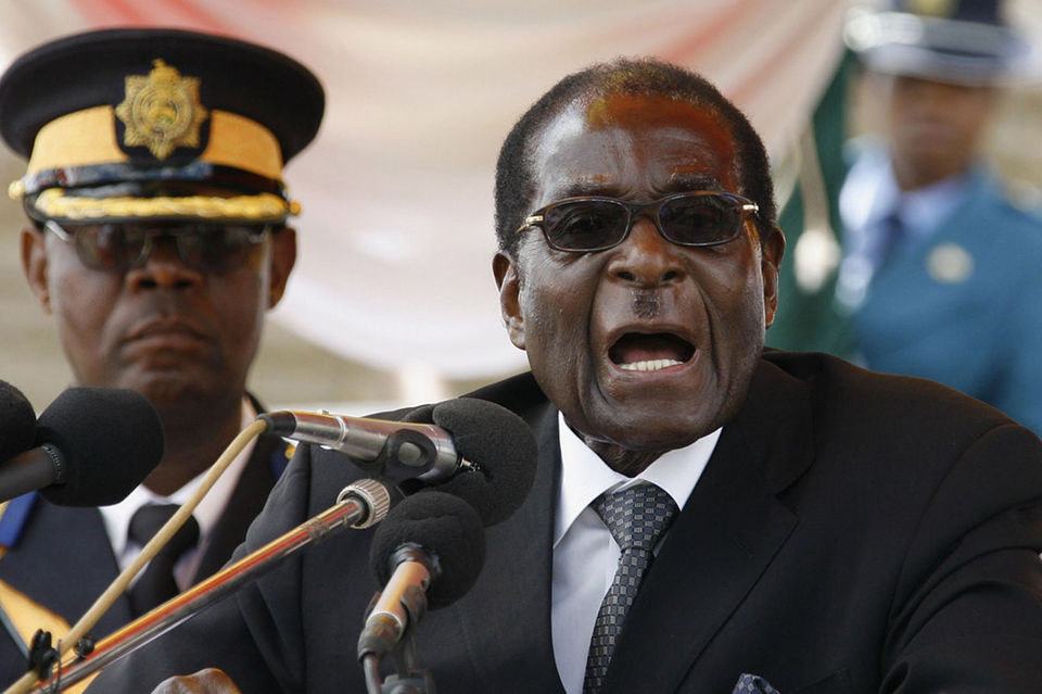 Mugabe speaks Mugabe lashed out on desperate zimbabweans