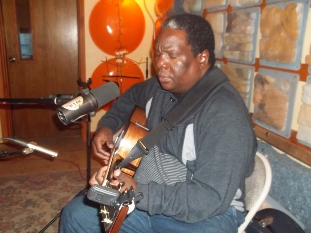 Vusi Mahlasela - south African musicians