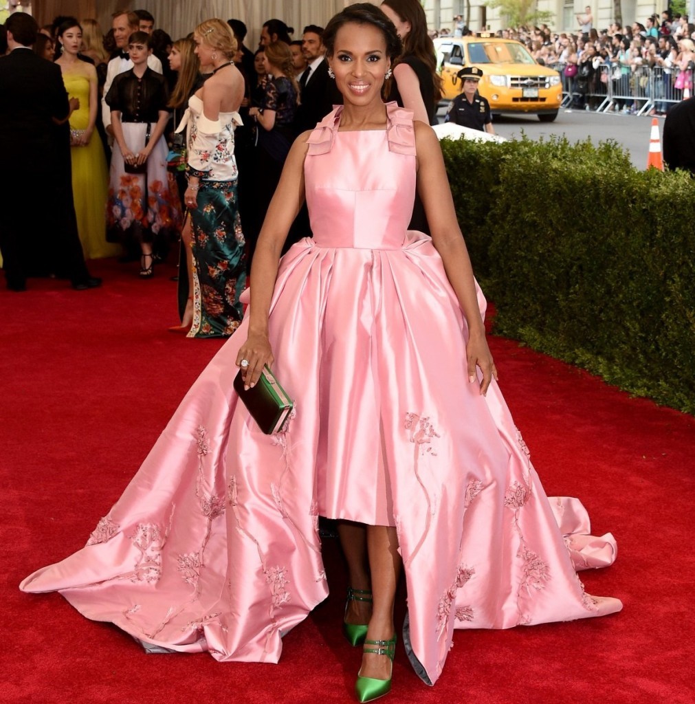 kerry-washington-was-pretty-in-pink-prada