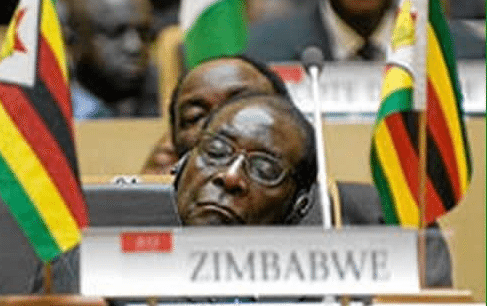 zimbabwean-president-sleeping